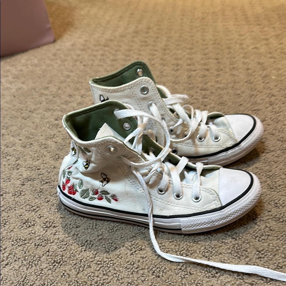 Converse High-Top Sneakers with Floral Embroidery